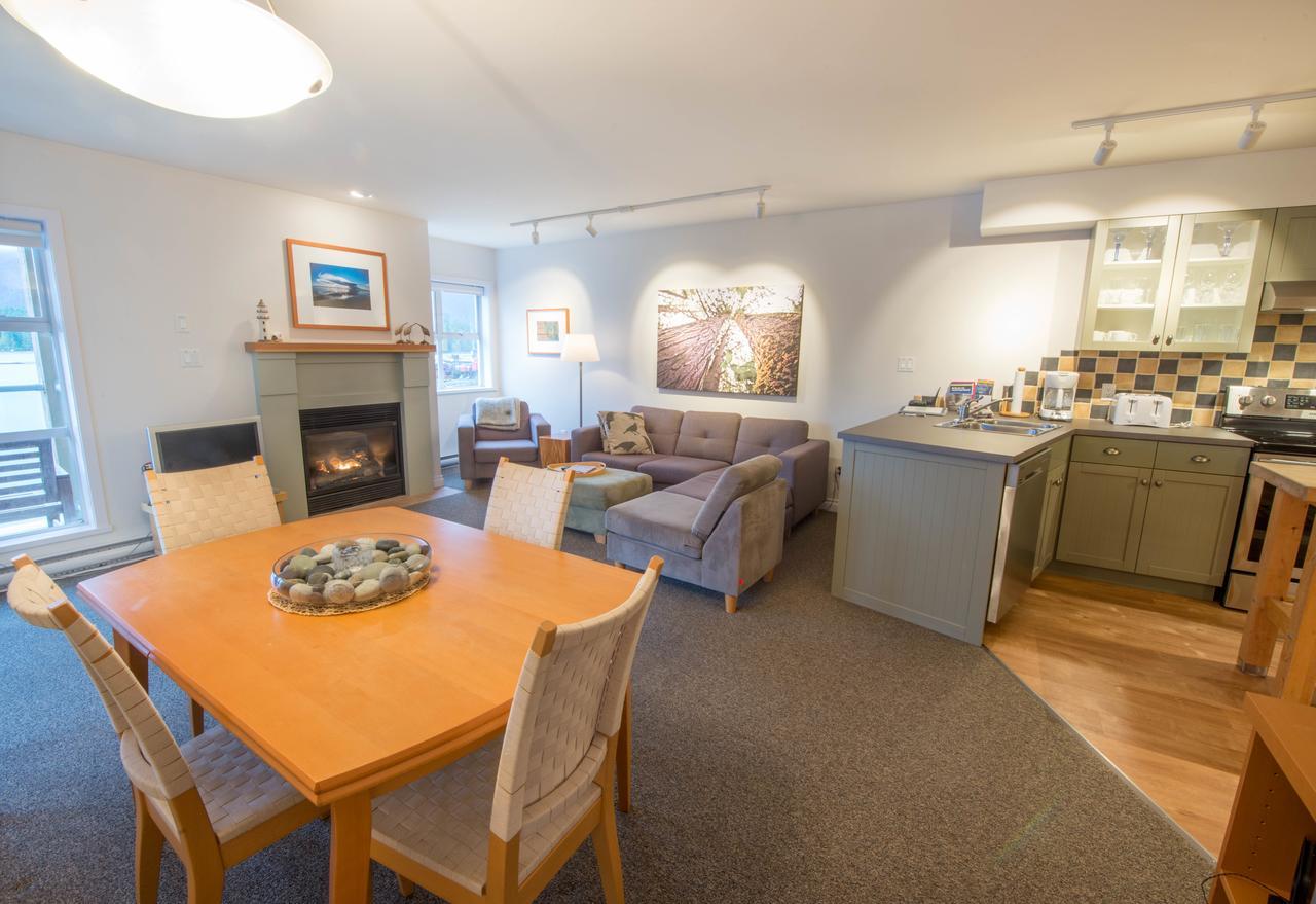 Luxury 2Br Oceanfront Condo By Onlybc 201 Tofino Exteriér fotografie